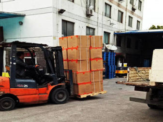 专业一体化搬运与运输解决方案 承接企业搬厂、个人搬家与全国货物运输